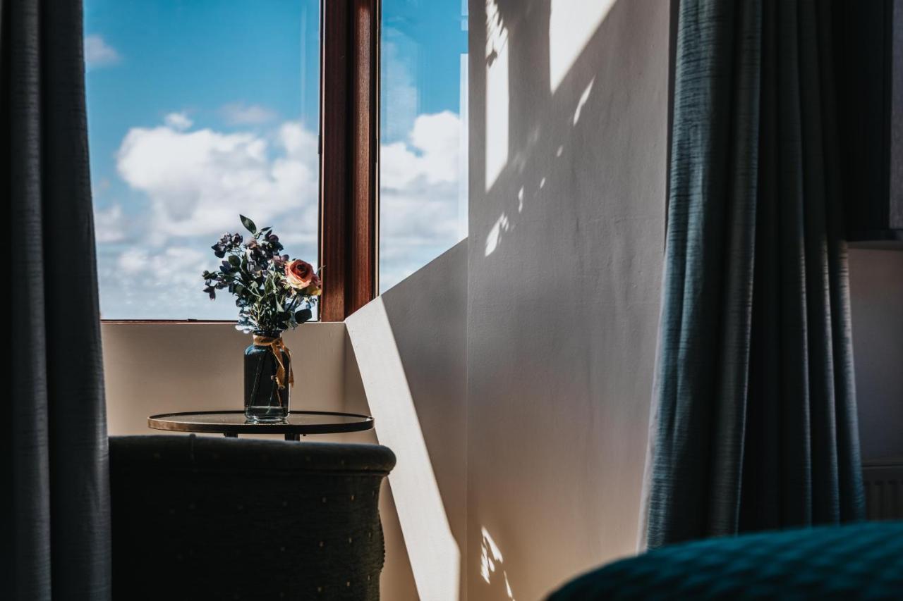 Bay View Hotel Кілкі Екстер'єр фото